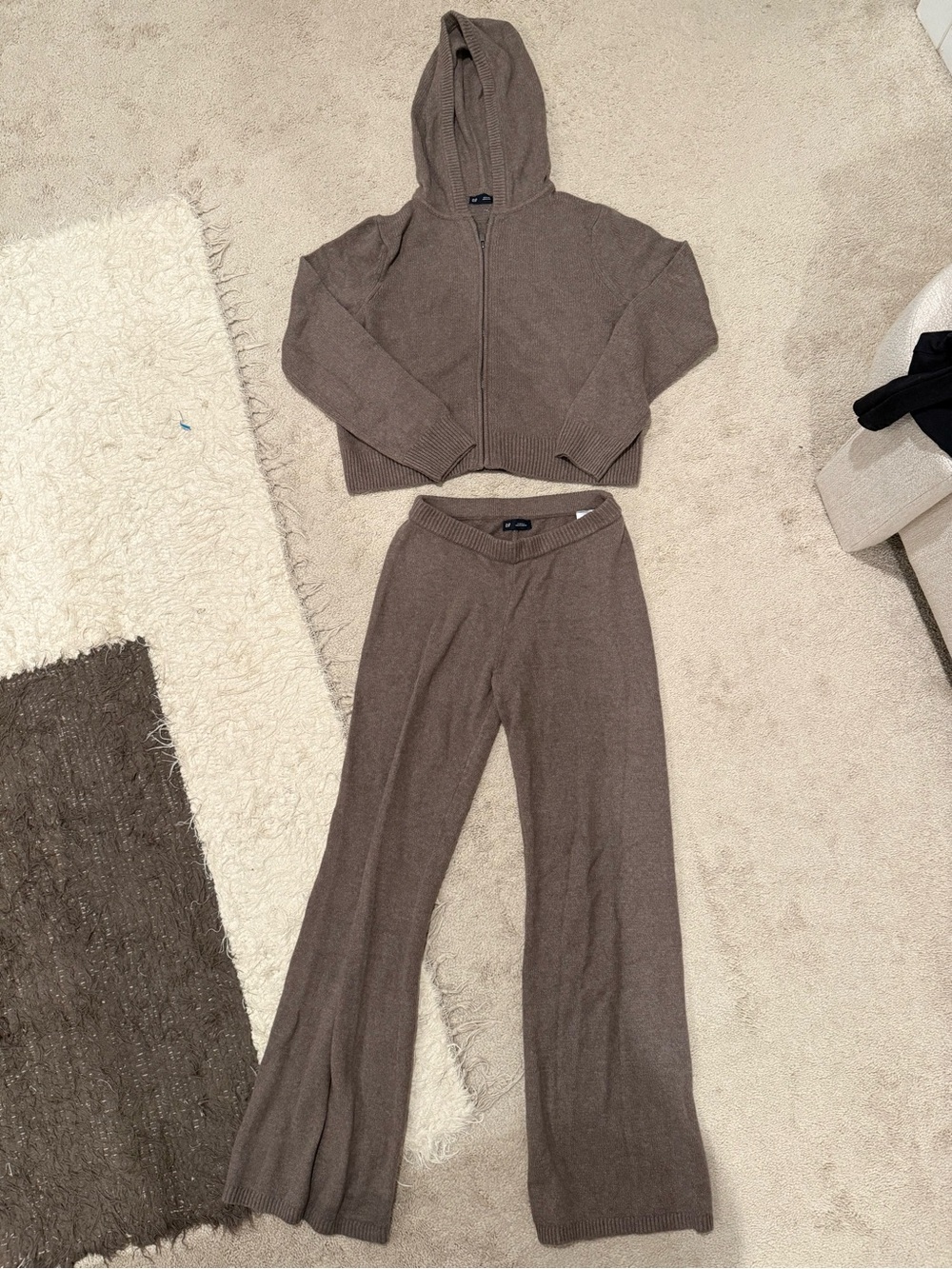 GAP Knit Hooded Zip Jacket and Wide-Leg Pants - Brown